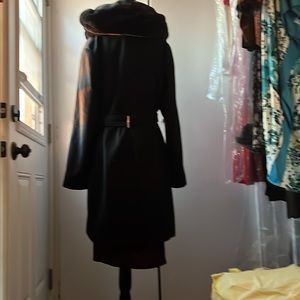 Black 3/4 length